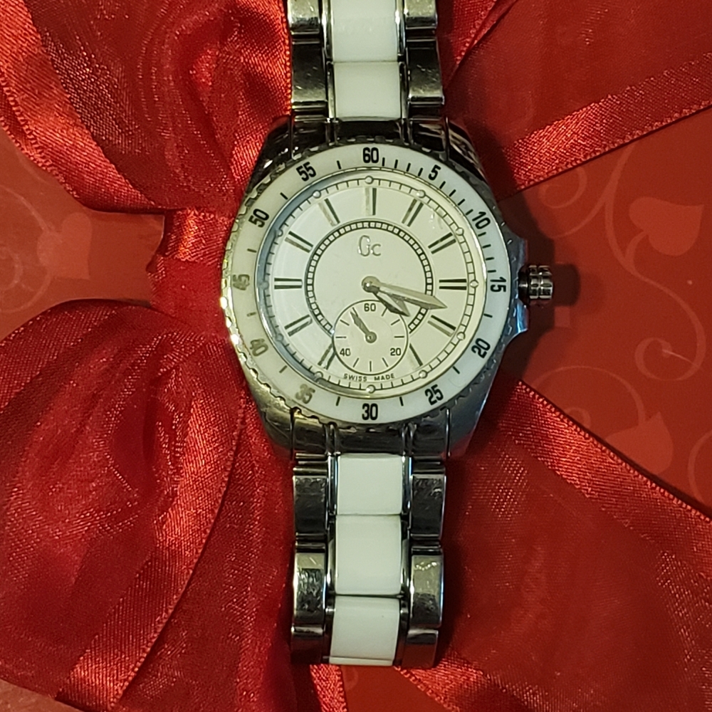 Guess wrist watch. Unisex. Swiss made - Picture 5 of 9